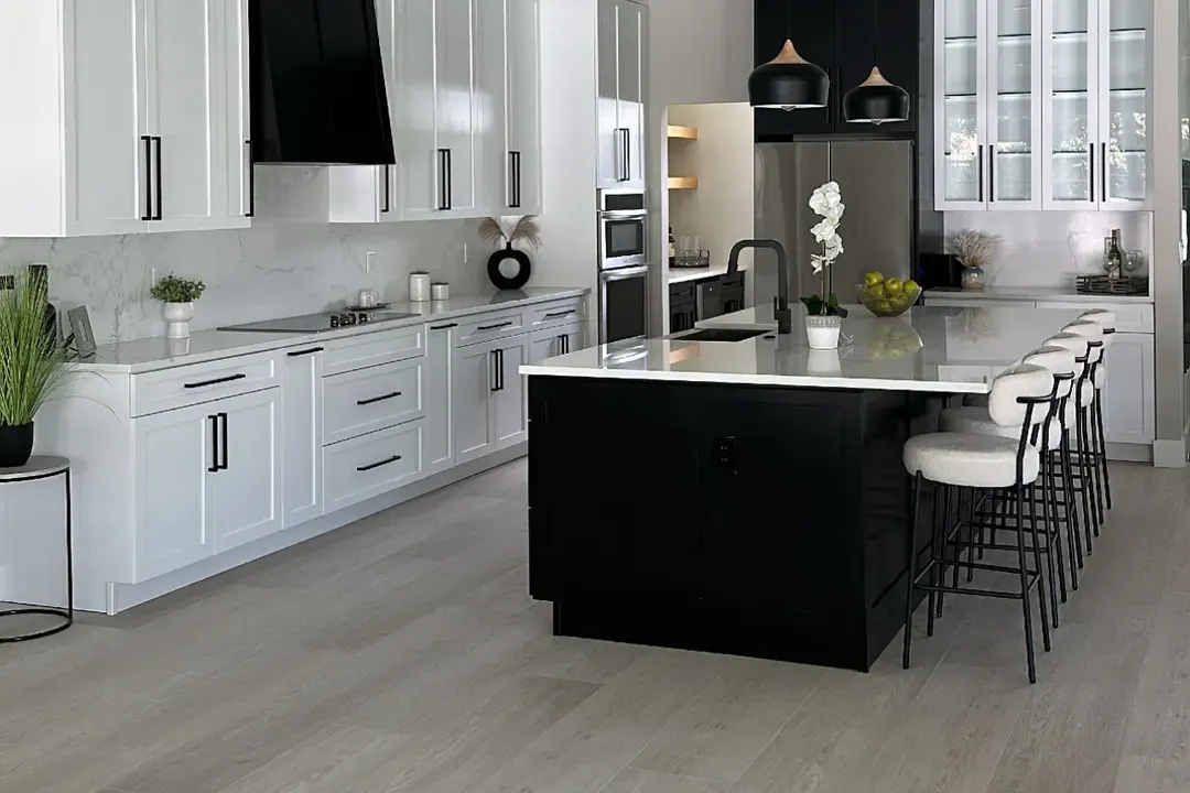 Kitchen cabinets and islands in Tampa, FL: Ebony Island