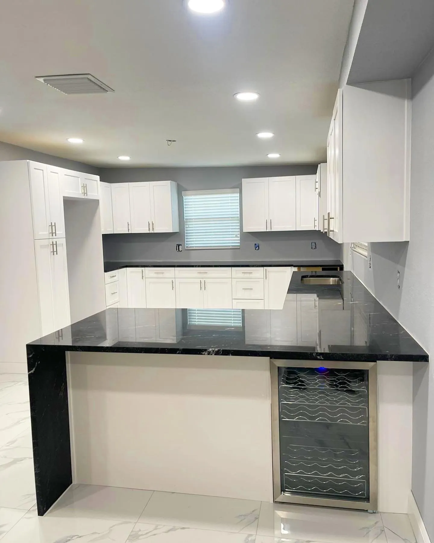 Kitchen countertops in Tampa, FL: Black Granite